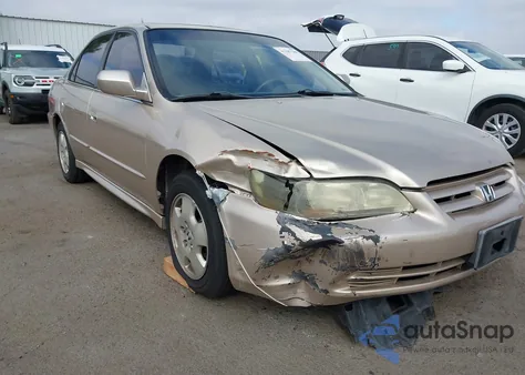 2002 Honda Accord 3.0 Ex z USA, uszkodzony, nr VIN 1HGCG16542A012653